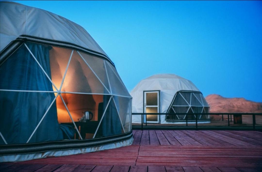 Zeina Desert Lodge ワディ ・ラム エクステリア 写真