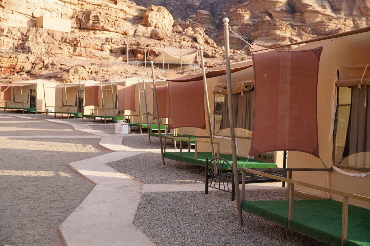 Zeina Desert Lodge ワディ ・ラム エクステリア 写真